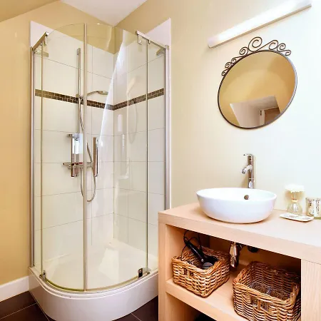 Luxurious Holiday Home In Courtil With Bubble Bath *